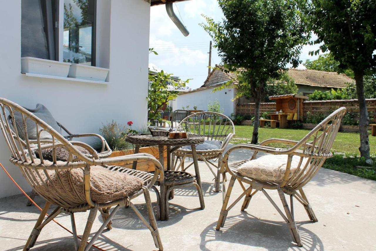 Guest House Bulgarka Dibich Exterior photo