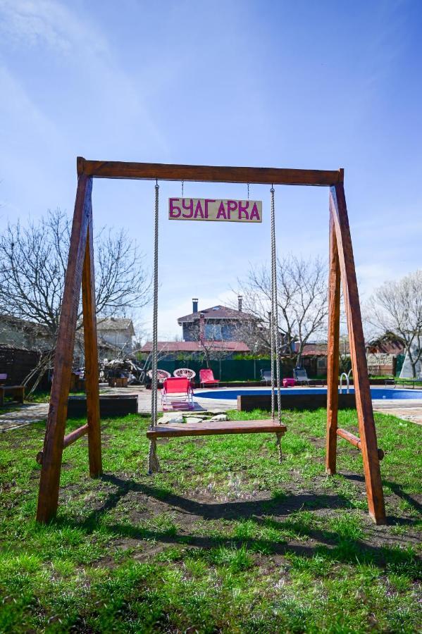Guest House Bulgarka Dibich Exterior photo